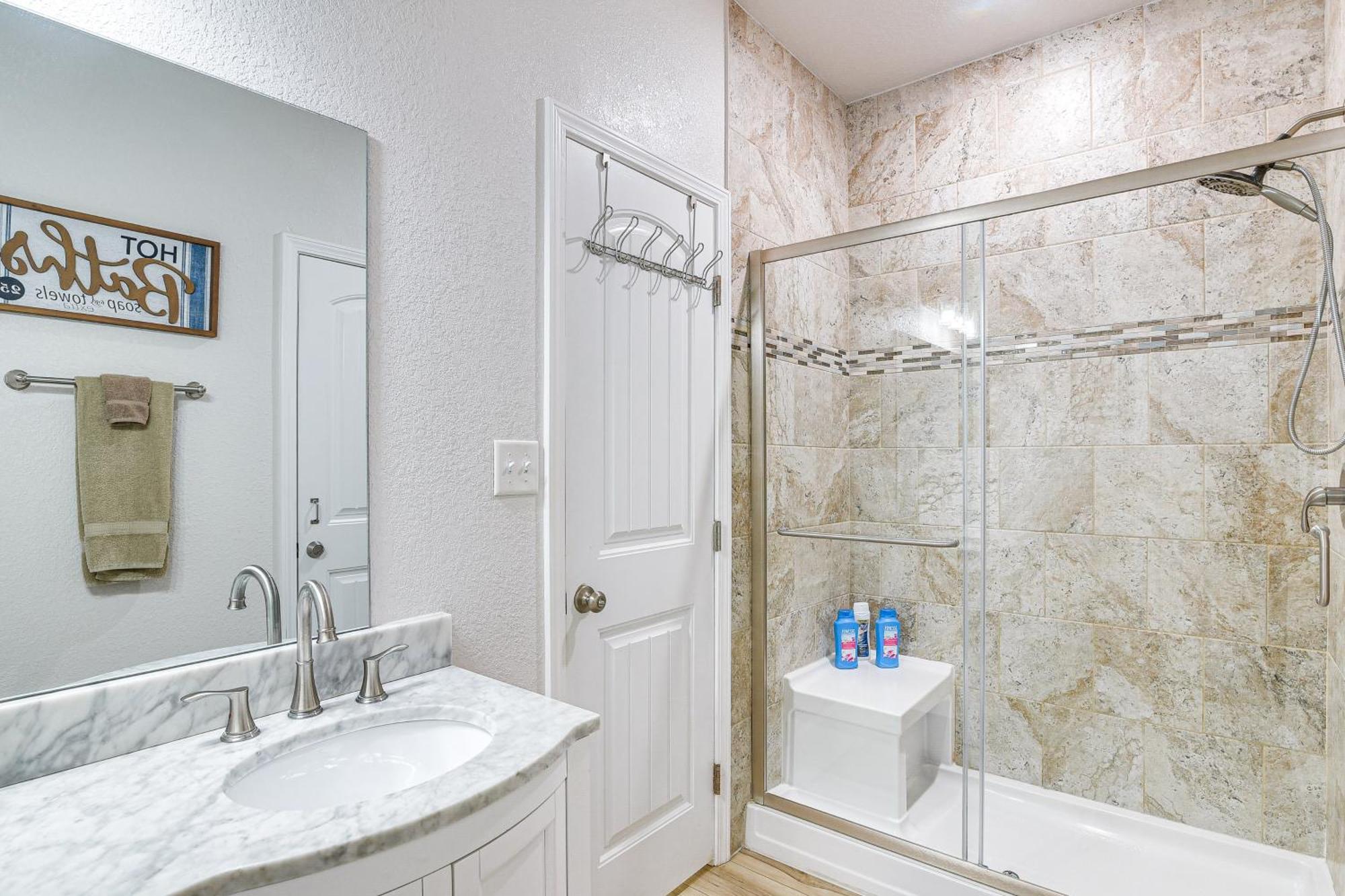 Beachfront Texas Retreat - 2 Decks, Patio And Views! Surfside Beach Luaran gambar