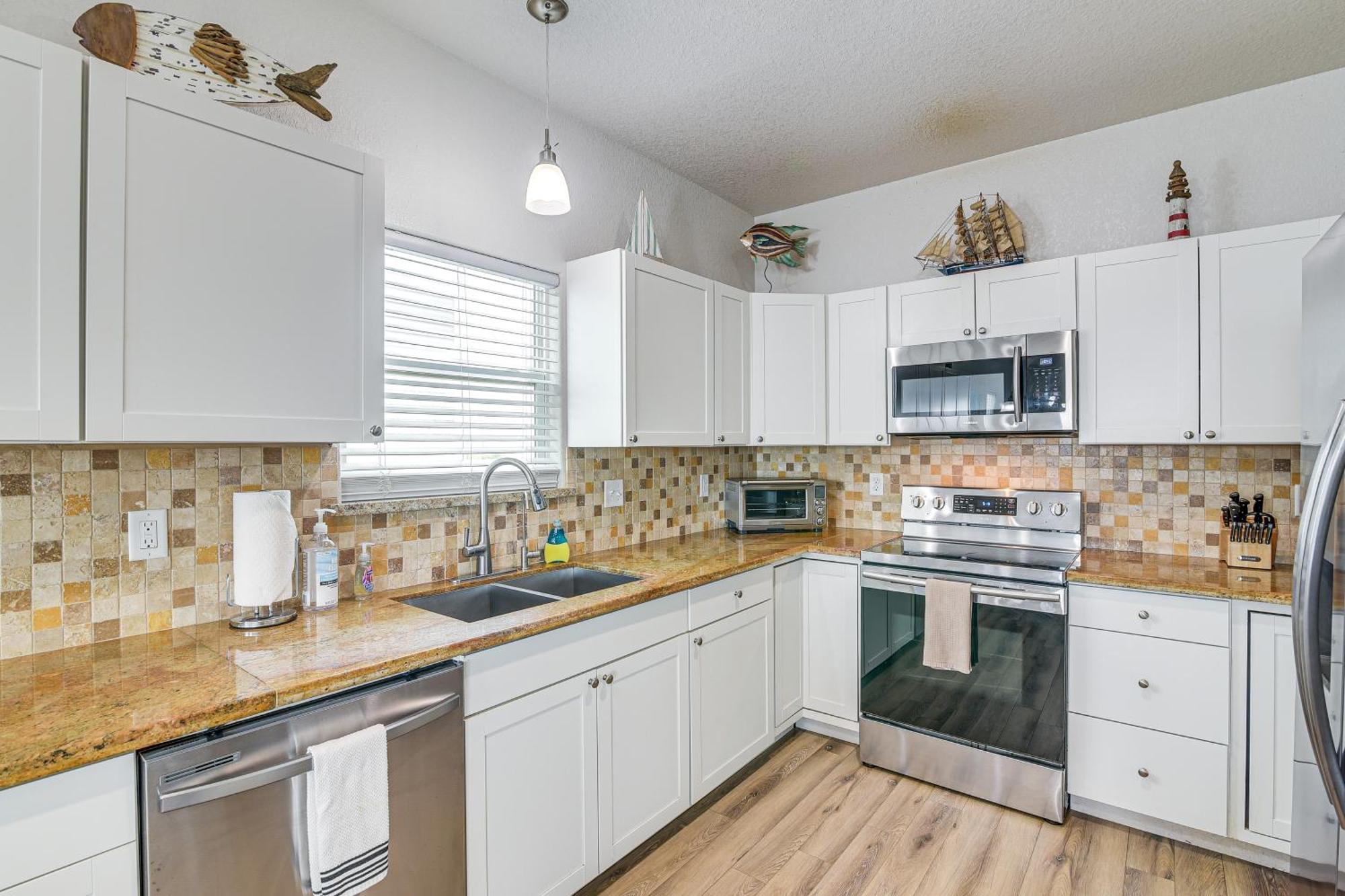 Beachfront Texas Retreat - 2 Decks, Patio And Views! Surfside Beach Luaran gambar