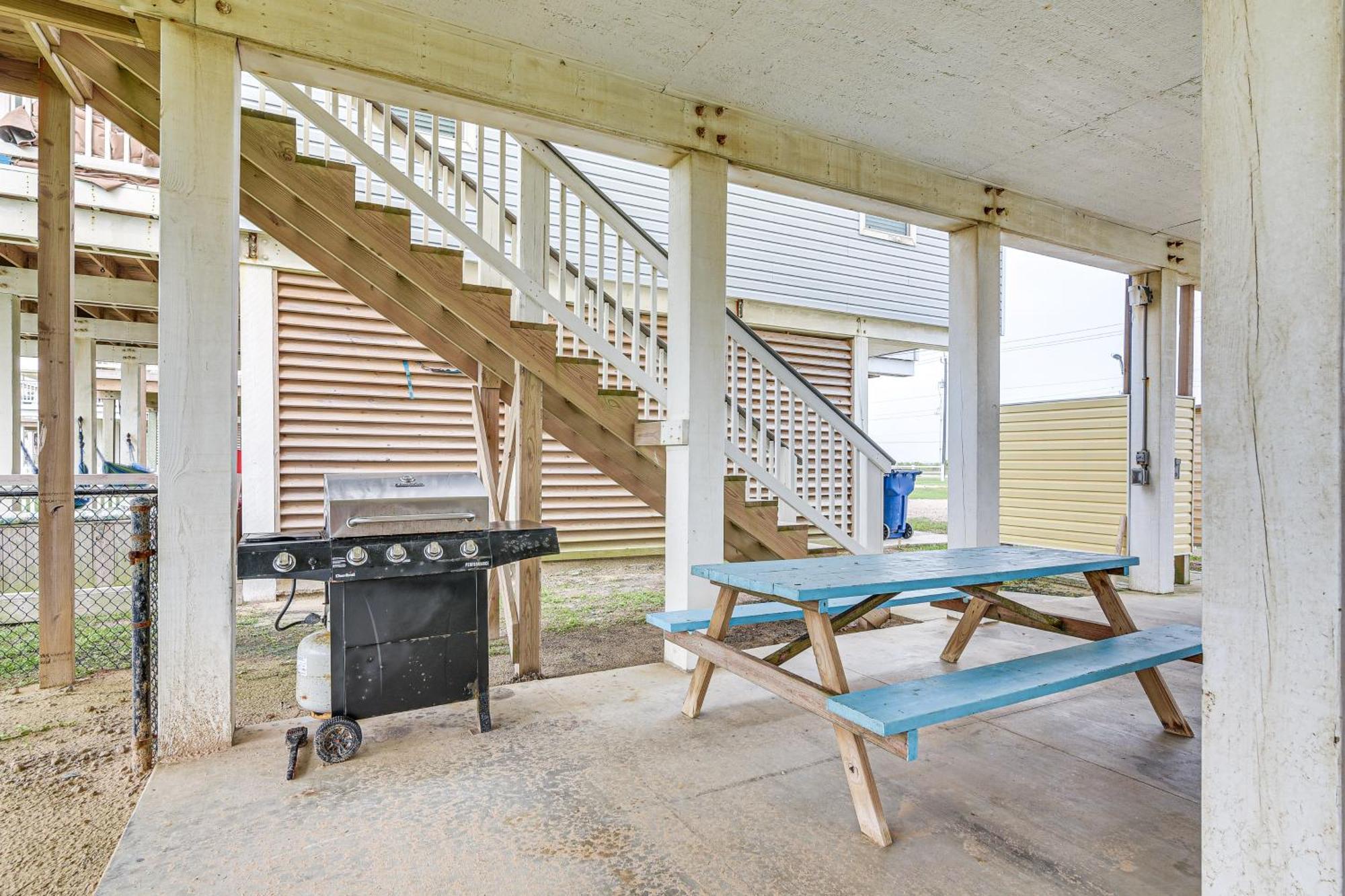 Beachfront Texas Retreat - 2 Decks, Patio And Views! Surfside Beach Luaran gambar